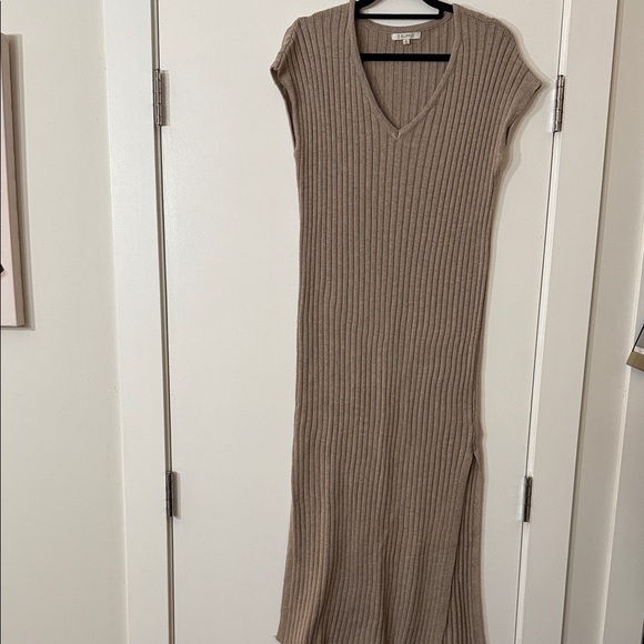 Elegant Tan Ribbed Knit Dress - Picture 2 of 6